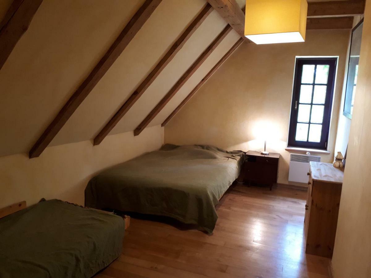 Dom Kolo Rewala Villa Paprotno Buitenkant foto
