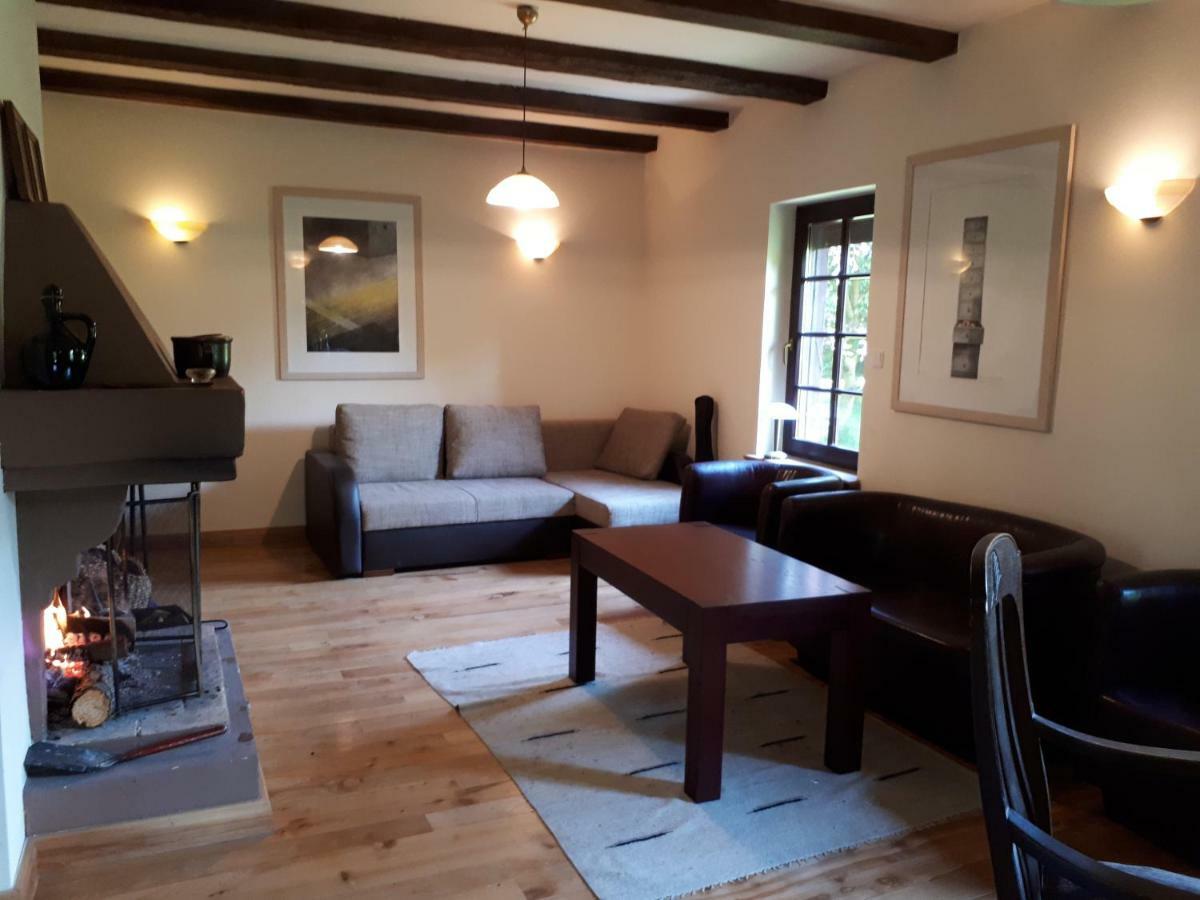 Dom Kolo Rewala Villa Paprotno Buitenkant foto